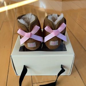 Baby Uggs. Jessie Bow🎀 Size 0